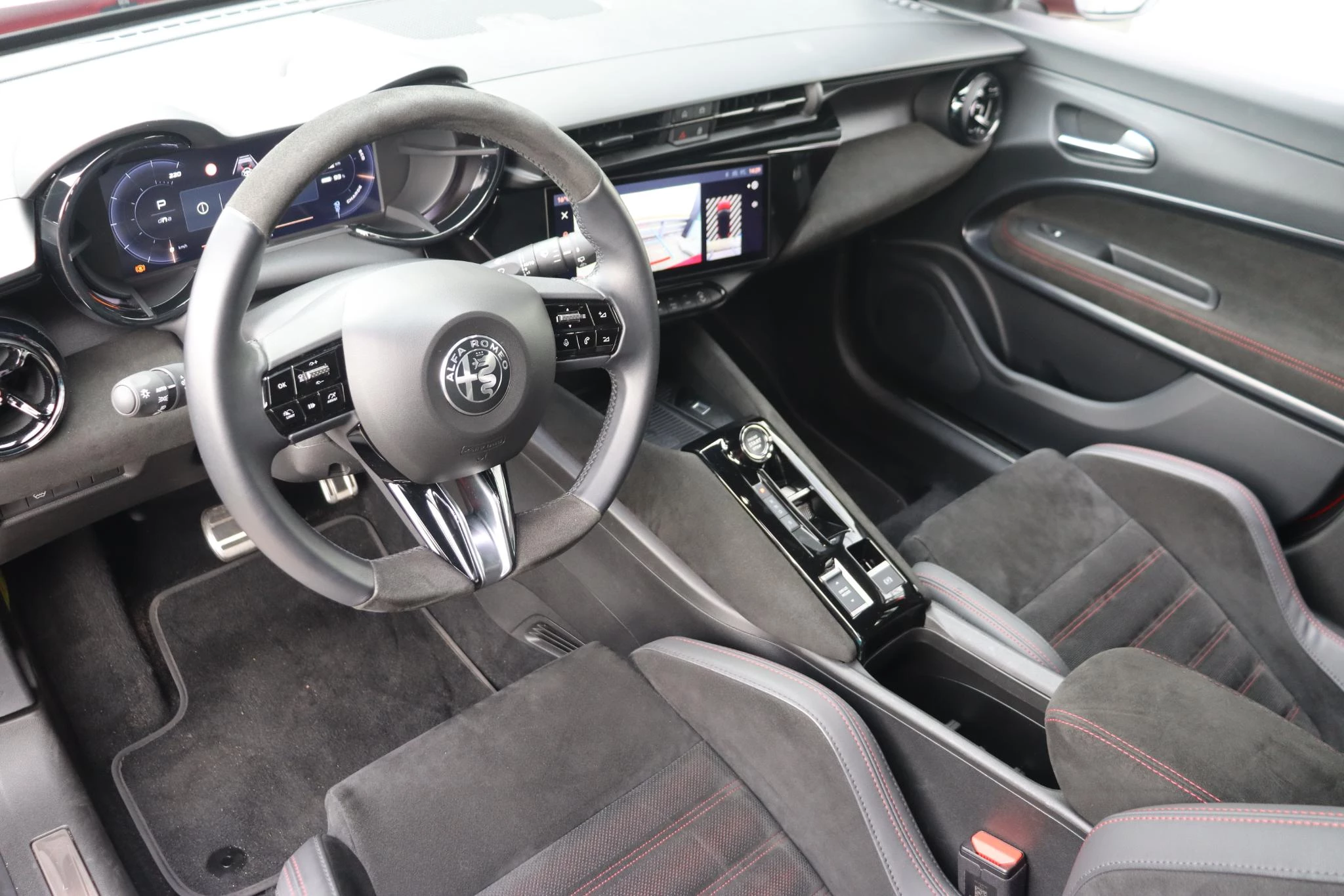 Hoofdafbeelding Alfa Romeo Junior