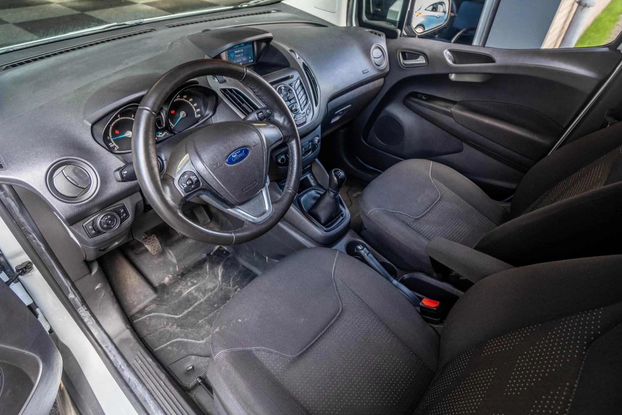 Hoofdafbeelding Ford Transit Courier