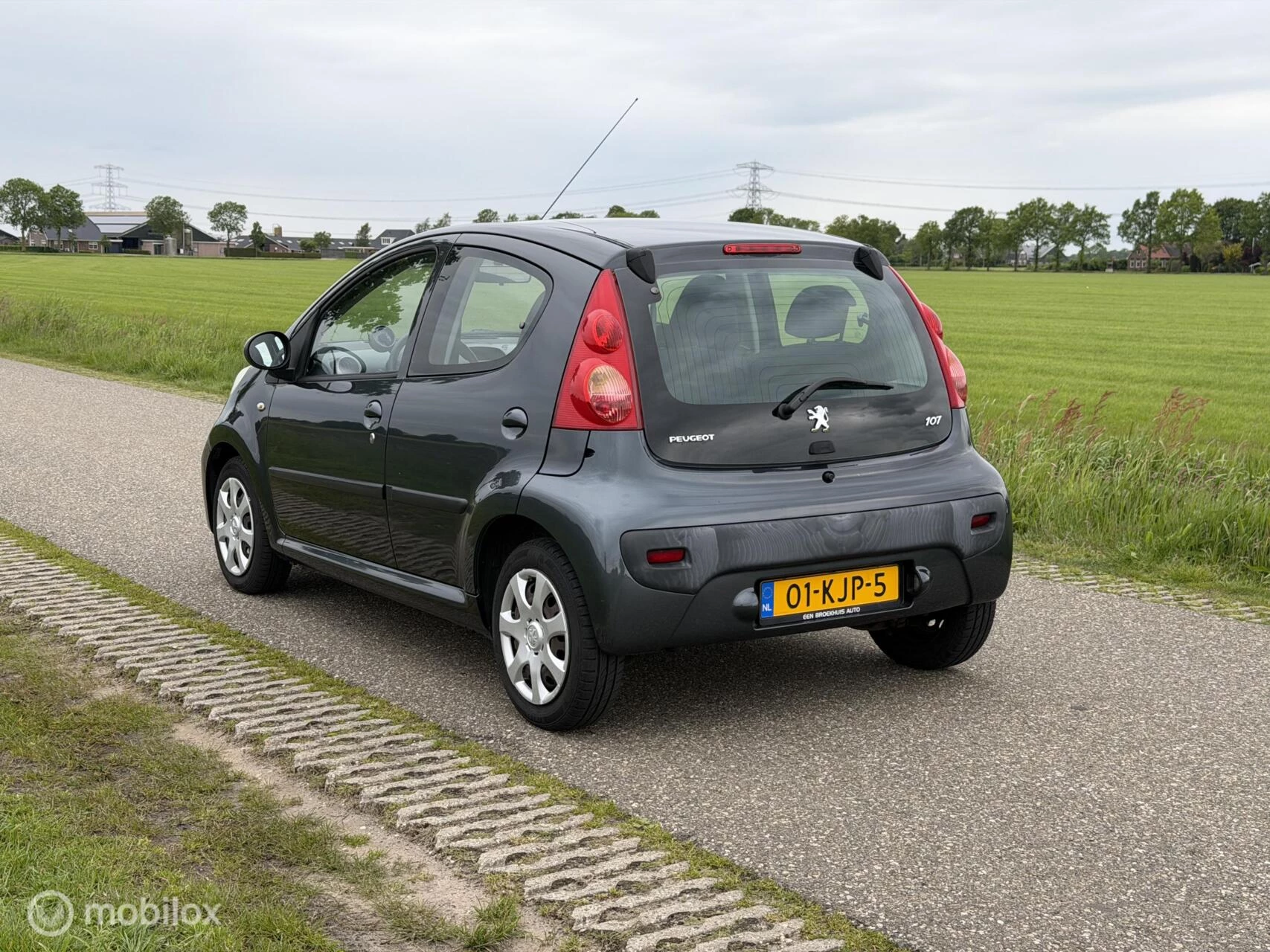 Hoofdafbeelding Peugeot 107
