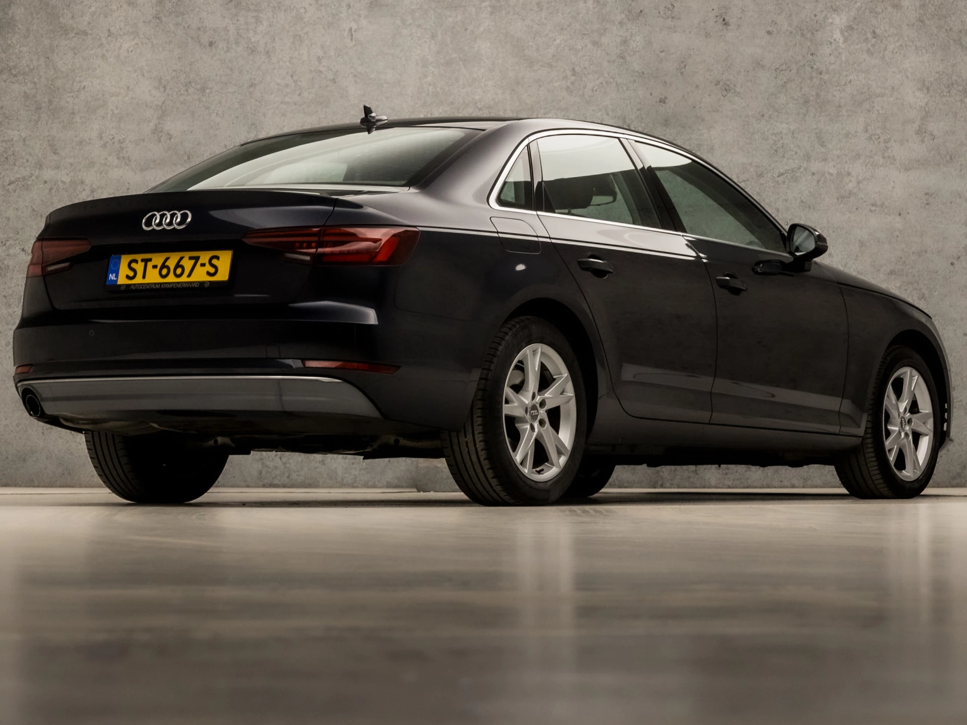 Hoofdafbeelding Audi A4