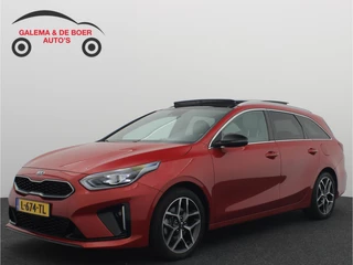 Hoofdafbeelding Kia Ceed Sportswagon Kia Ceed Sportswagon 1.0 T-GDi GT-Line TREKHAAK / PANORAMADAK / FULL LED / KEYLESS / GR NAVI / CAMERA / CARPLAY / STOELVERW / STUURVERW / NL-AUTO