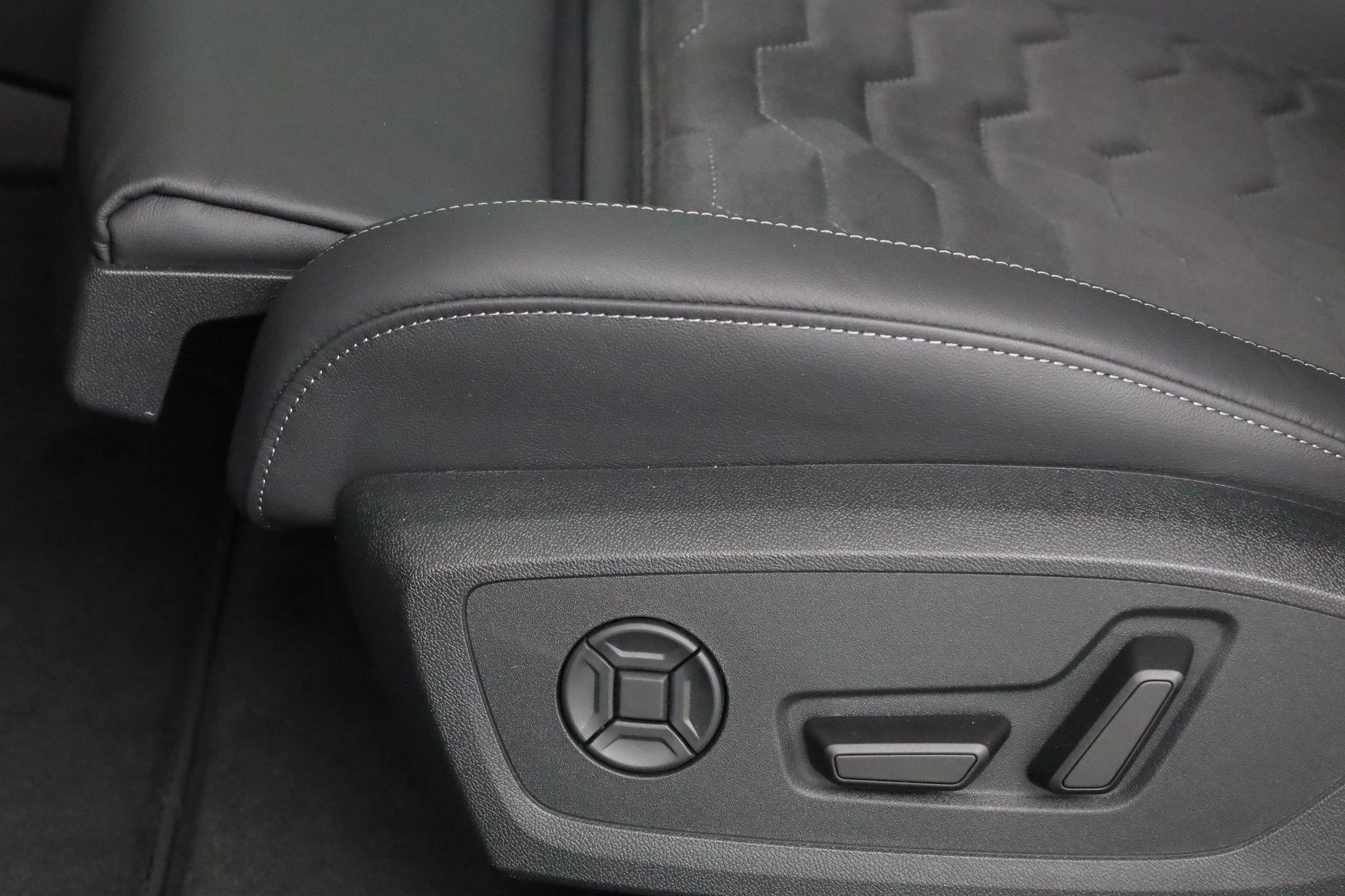 Hoofdafbeelding Audi A6 Sportback e-tron