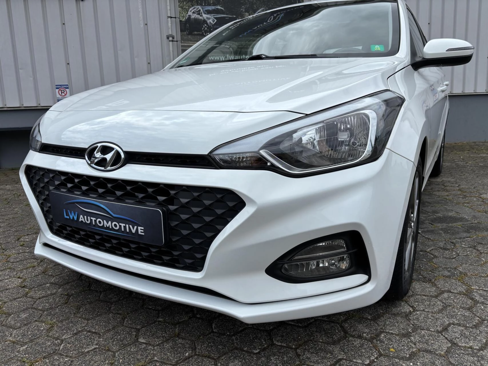Hoofdafbeelding Hyundai i20