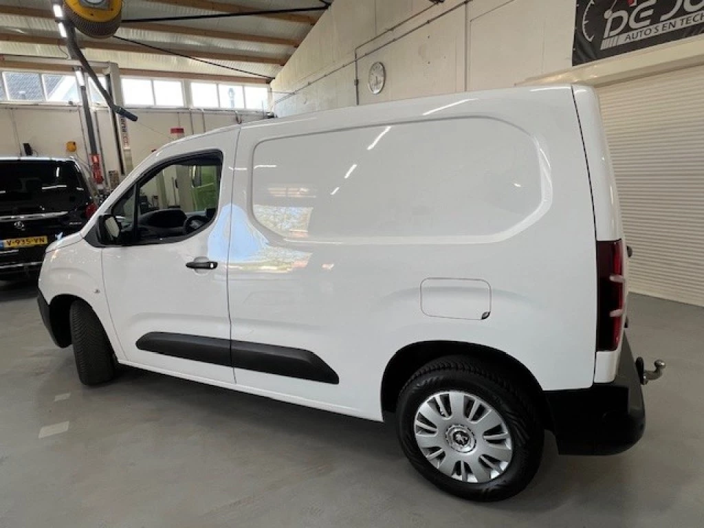 Hoofdafbeelding Peugeot Partner