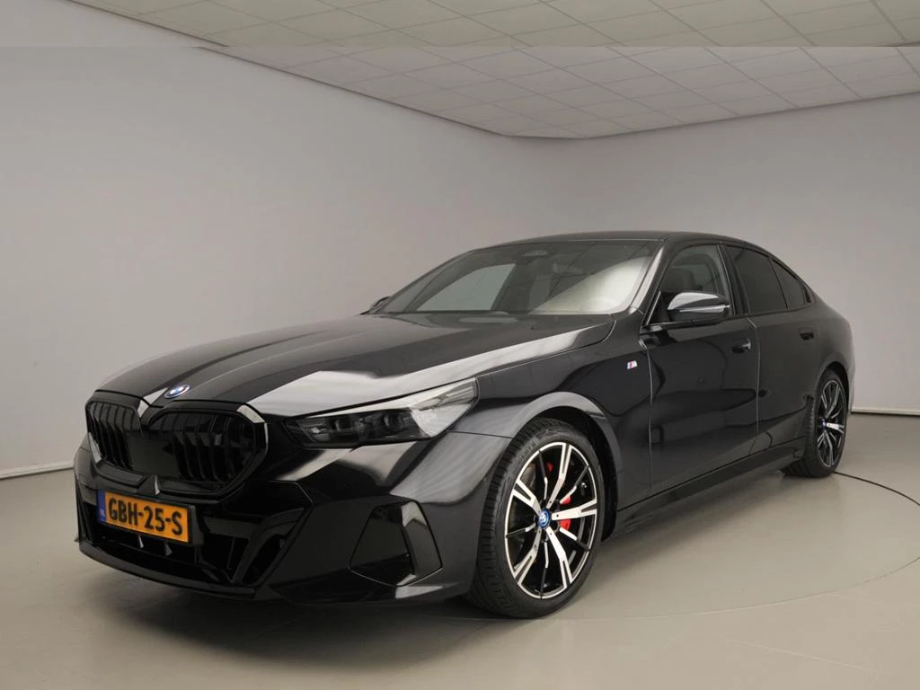 Hoofdafbeelding BMW i5
