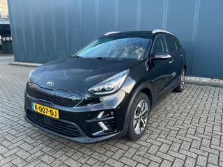 Kia E-Niro ExecutiveLine 64 kWh|Fase 3|1e Eigenaar|Adaptive Cruise|Camera|LED