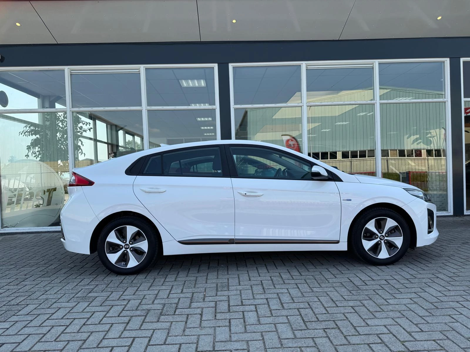 Hoofdafbeelding Hyundai IONIQ