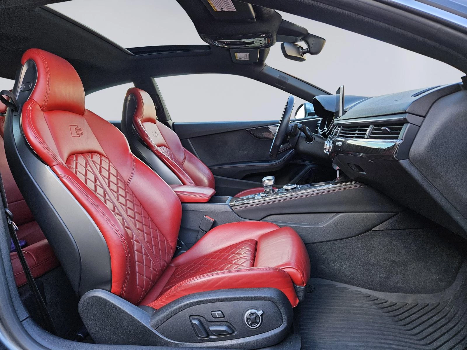 Hoofdafbeelding Audi S5
