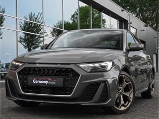 Audi A1 Sportback 35TFSI 2xS-Line 150pk Black optic Navi Zetels M-Led 18-Inch Chronosgrijs!