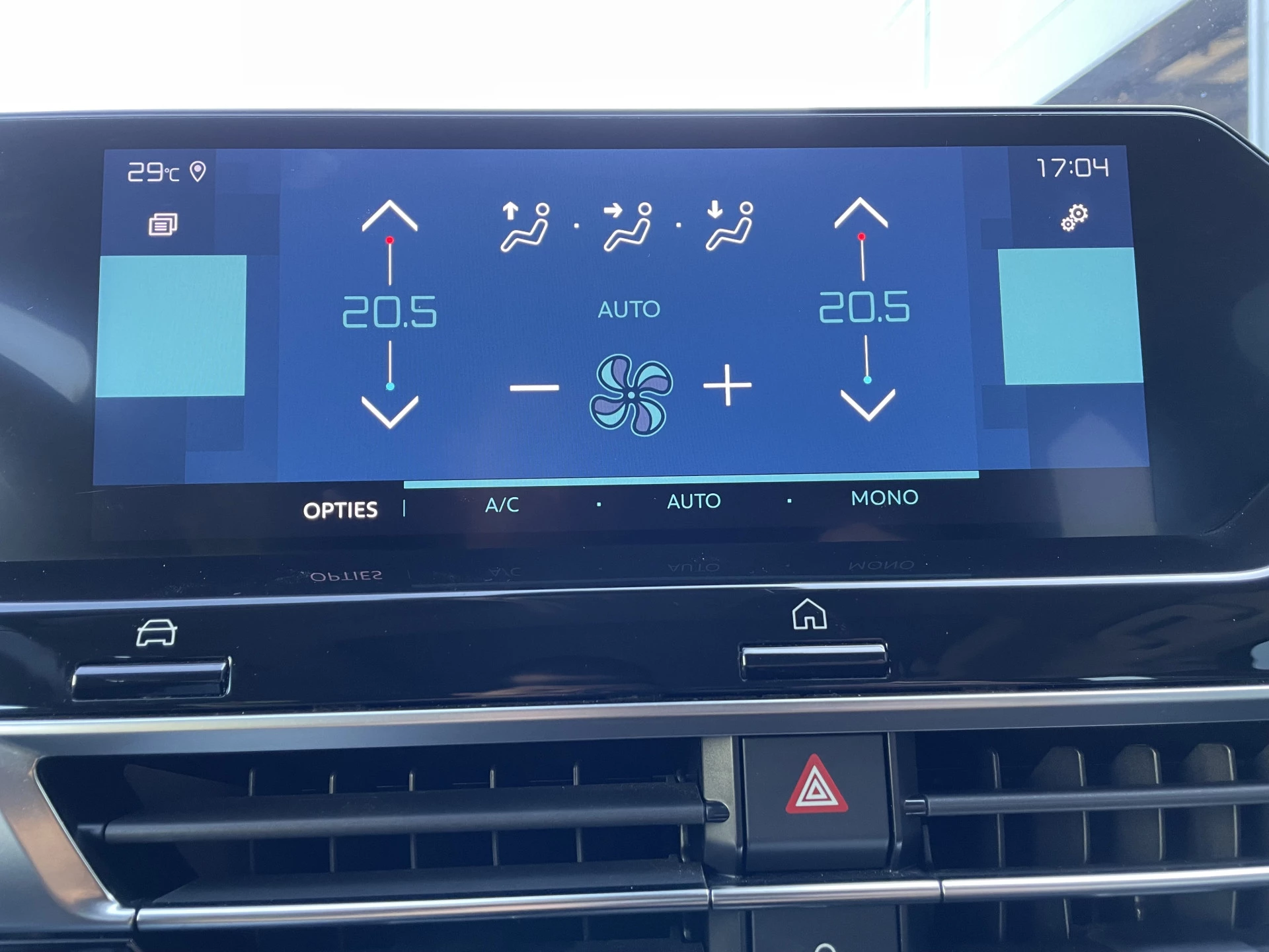 Hoofdafbeelding Citroën ë-C4