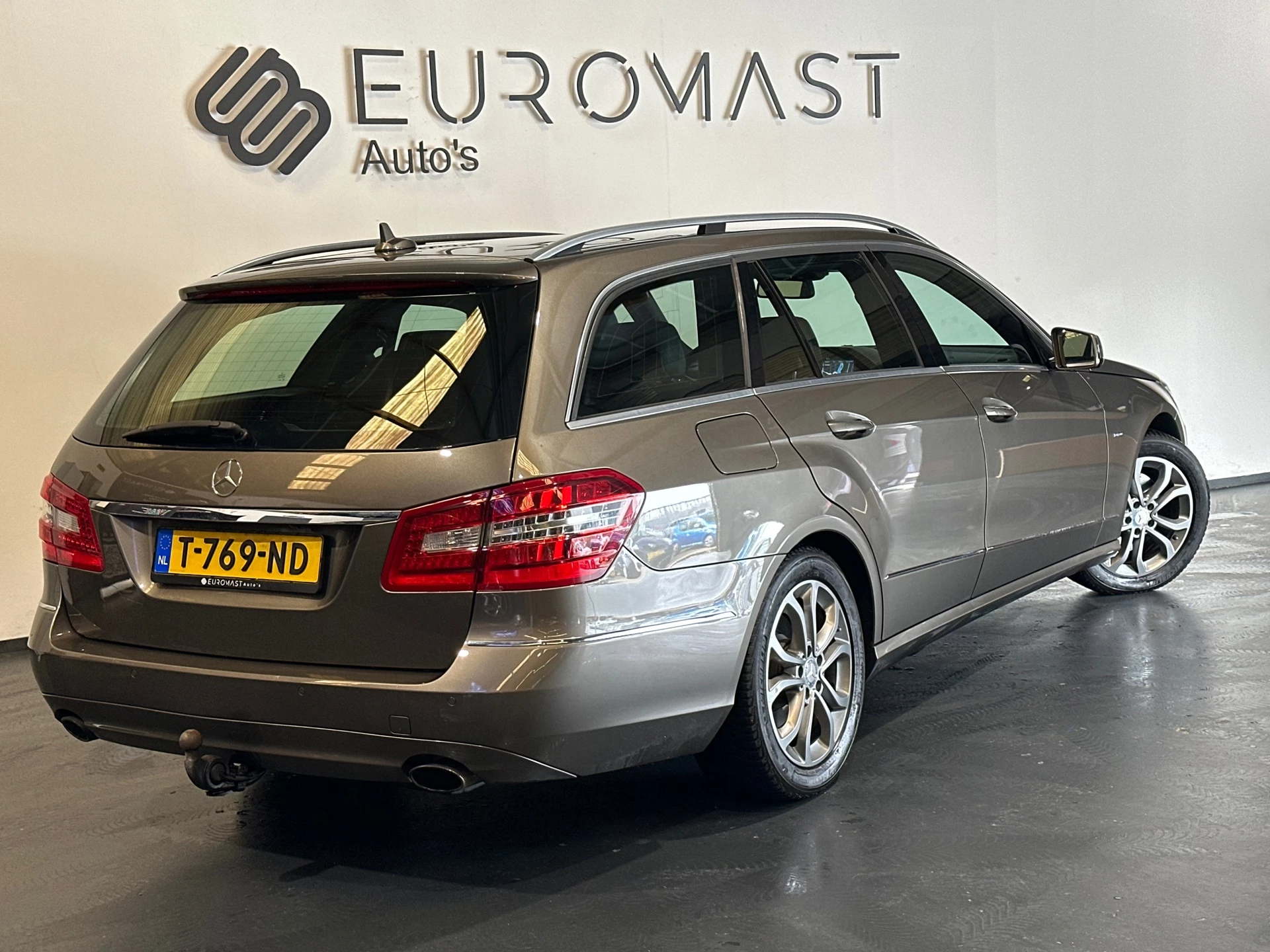 Hoofdafbeelding Mercedes-Benz E-Klasse