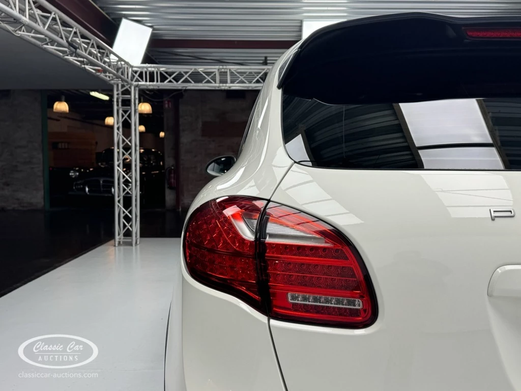 Hoofdafbeelding Porsche Cayenne