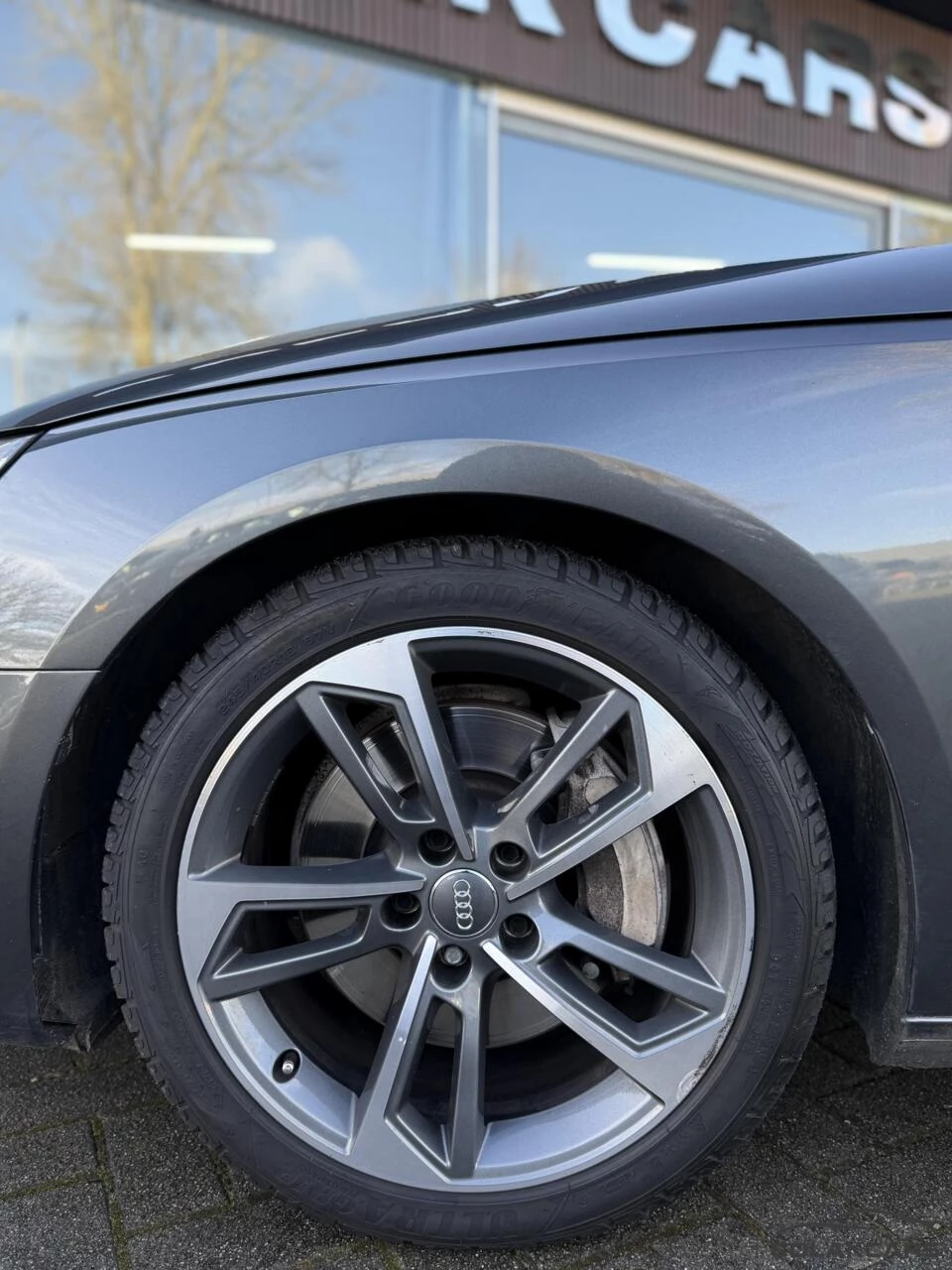 Hoofdafbeelding Audi A4