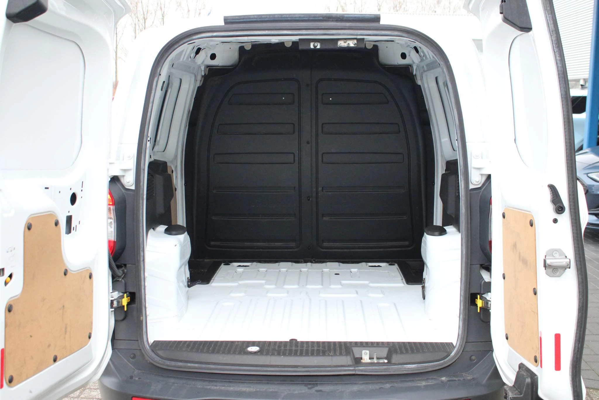Hoofdafbeelding Ford Transit Courier