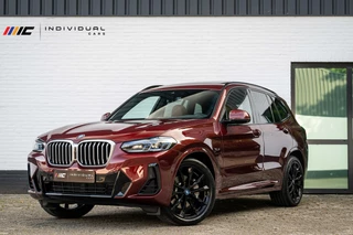 Hoofdafbeelding BMW X3 BMW X3 xDrive30e M-Sport INDIVIDUAL Carbon Tartufo Pano