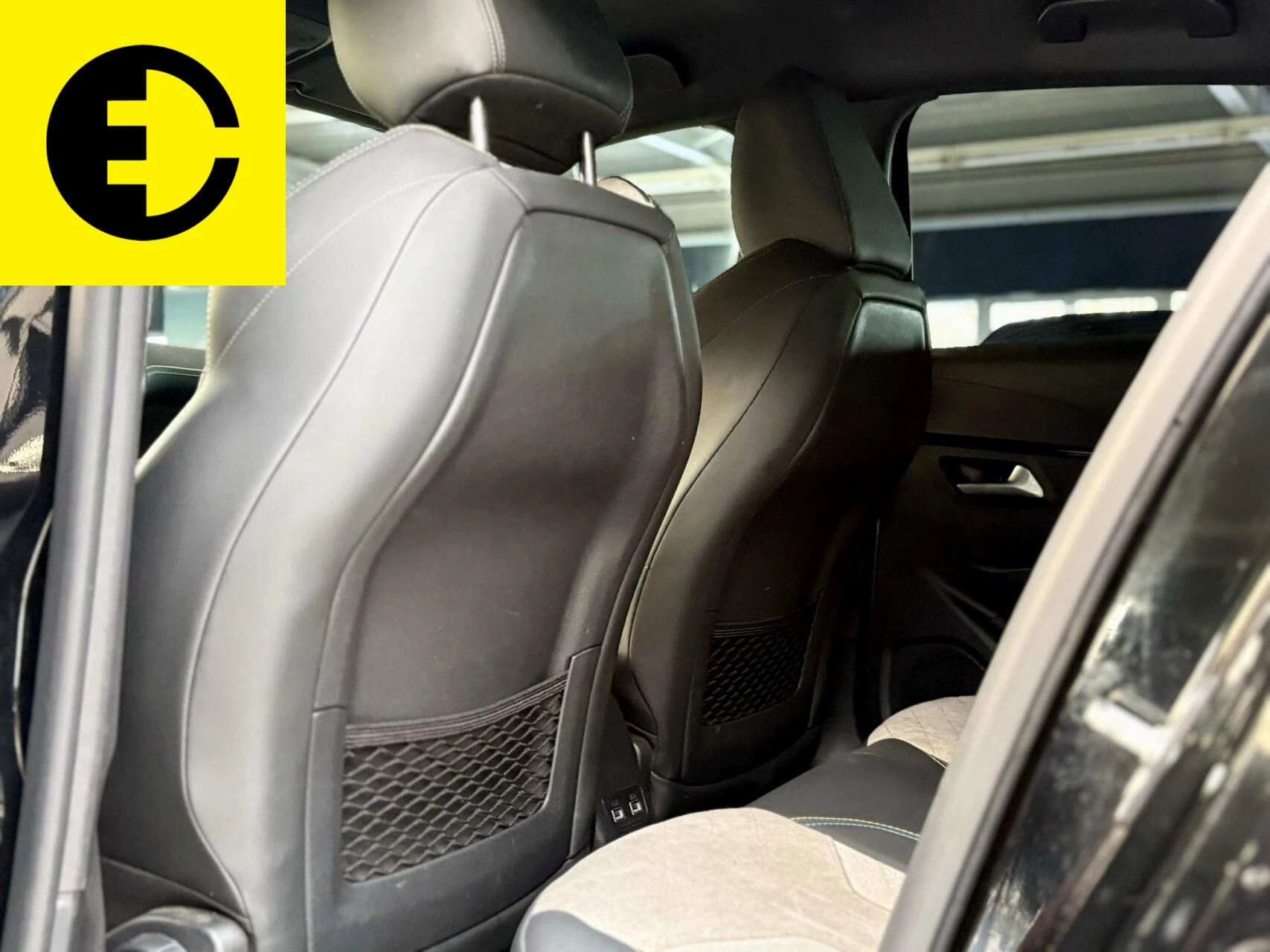 Hoofdafbeelding Peugeot e-208