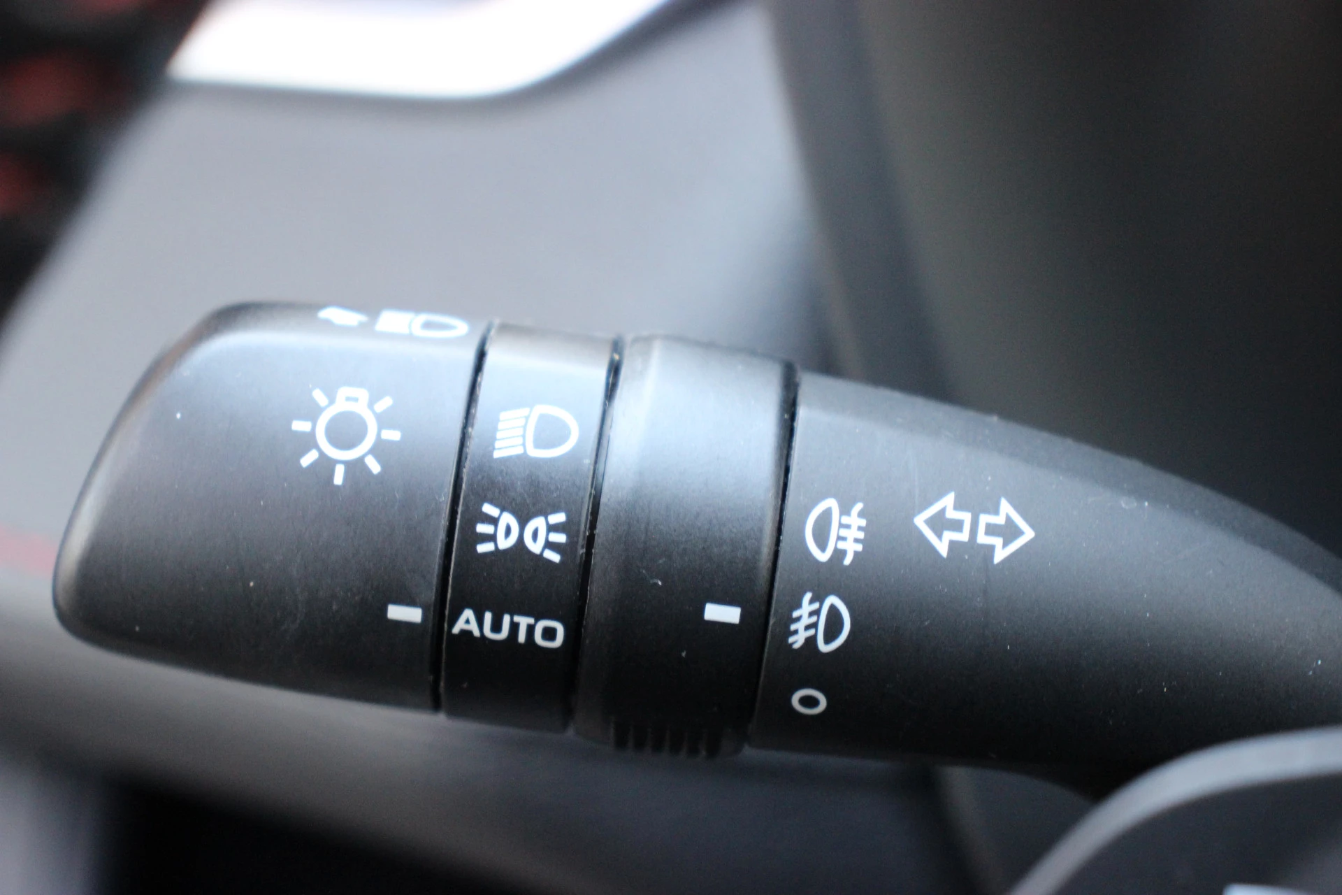 Hoofdafbeelding Suzuki Across