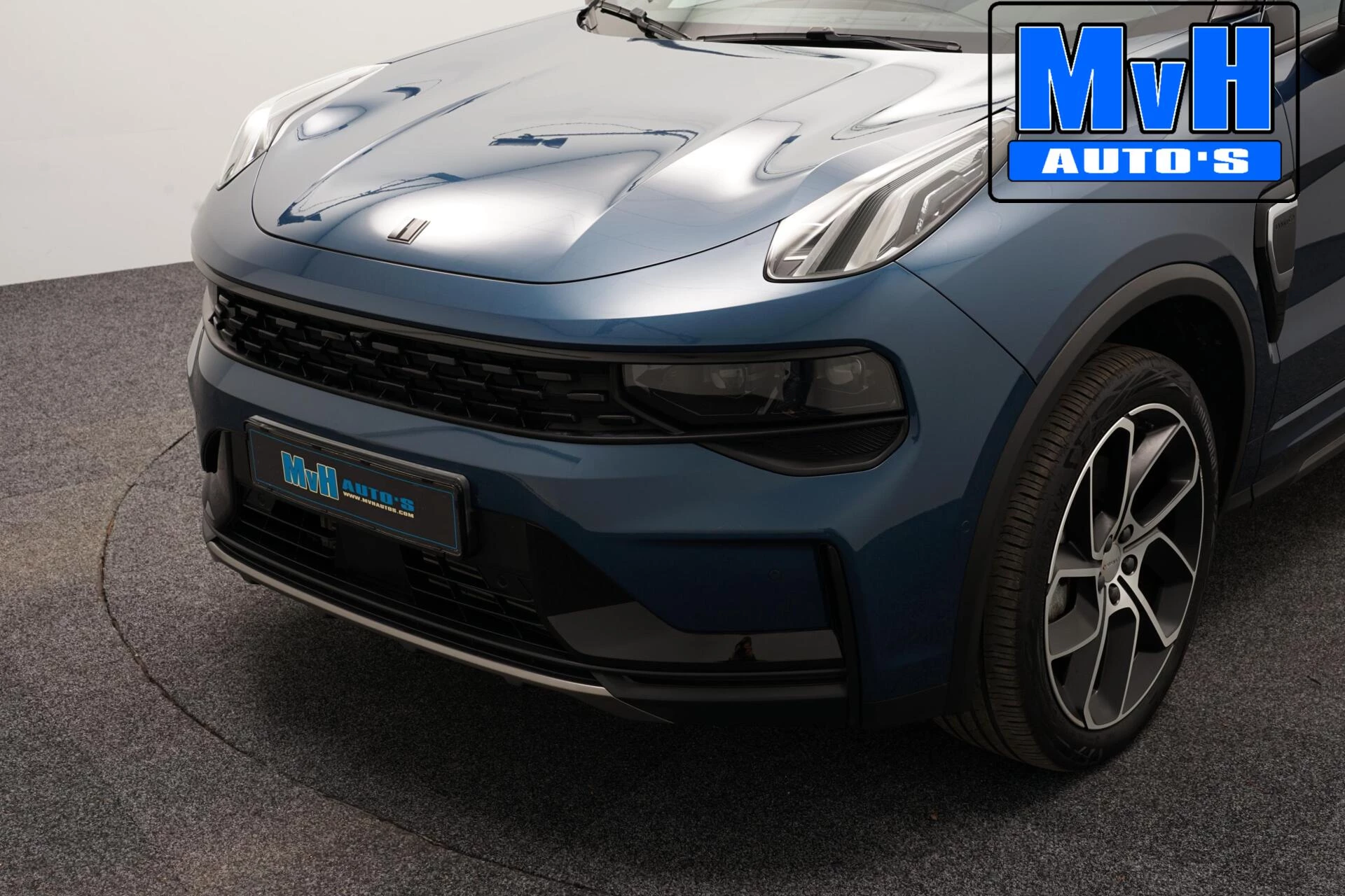 Hoofdafbeelding Lynk & Co 01