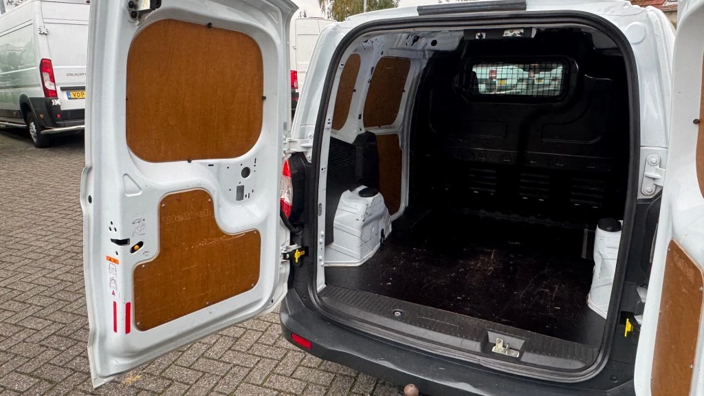 Hoofdafbeelding Ford Transit Courier