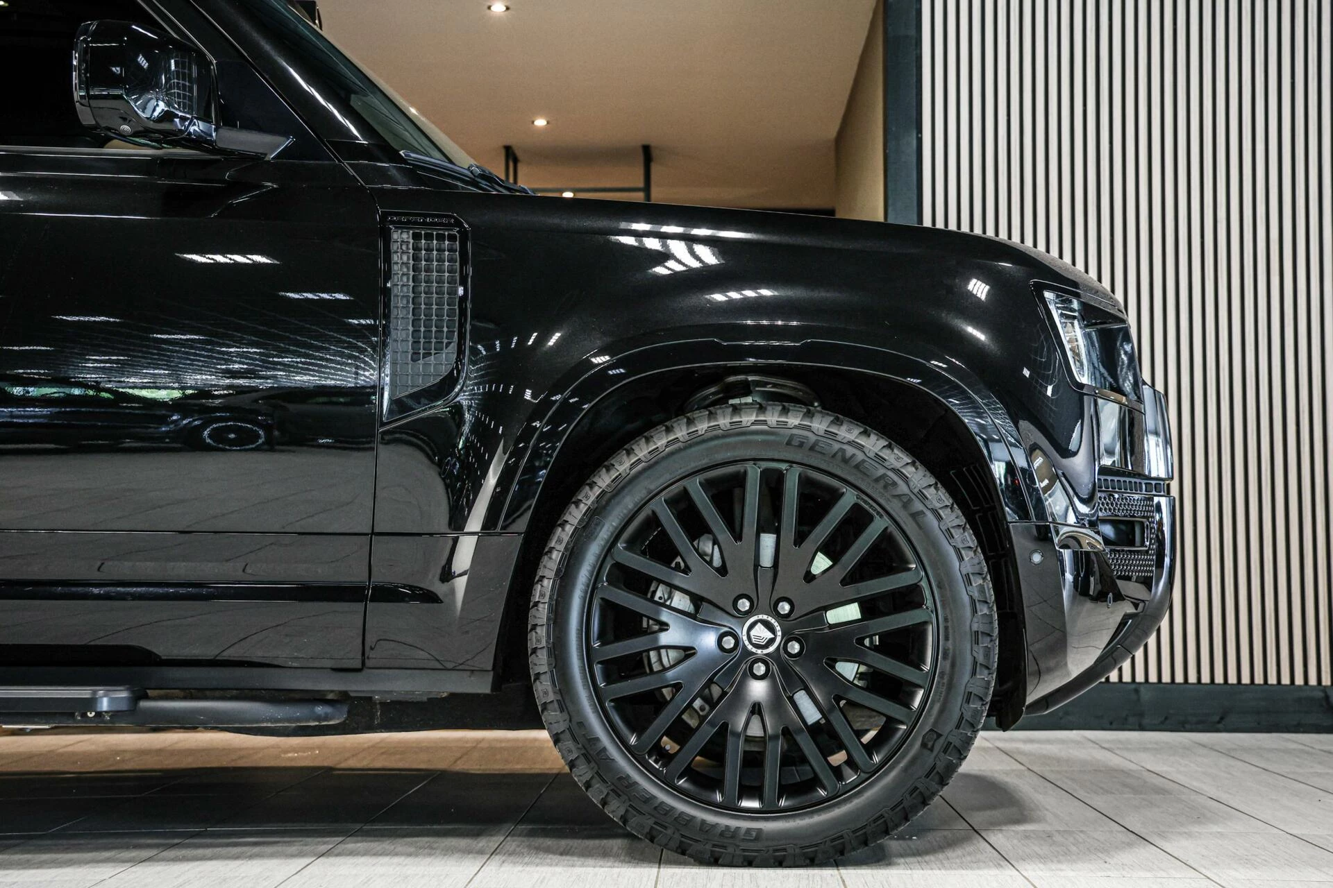 Hoofdafbeelding Land Rover Defender