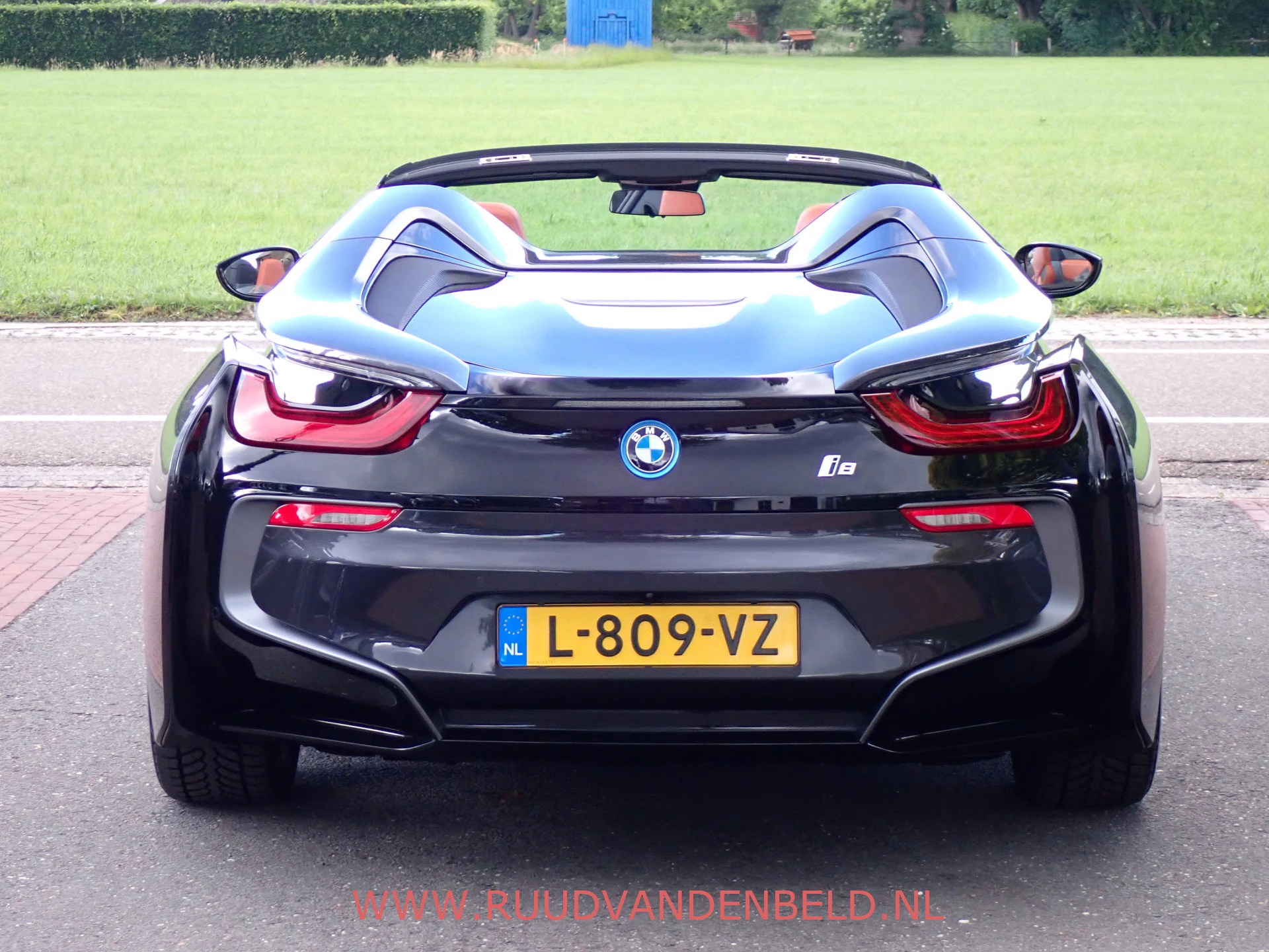 Hoofdafbeelding BMW i8