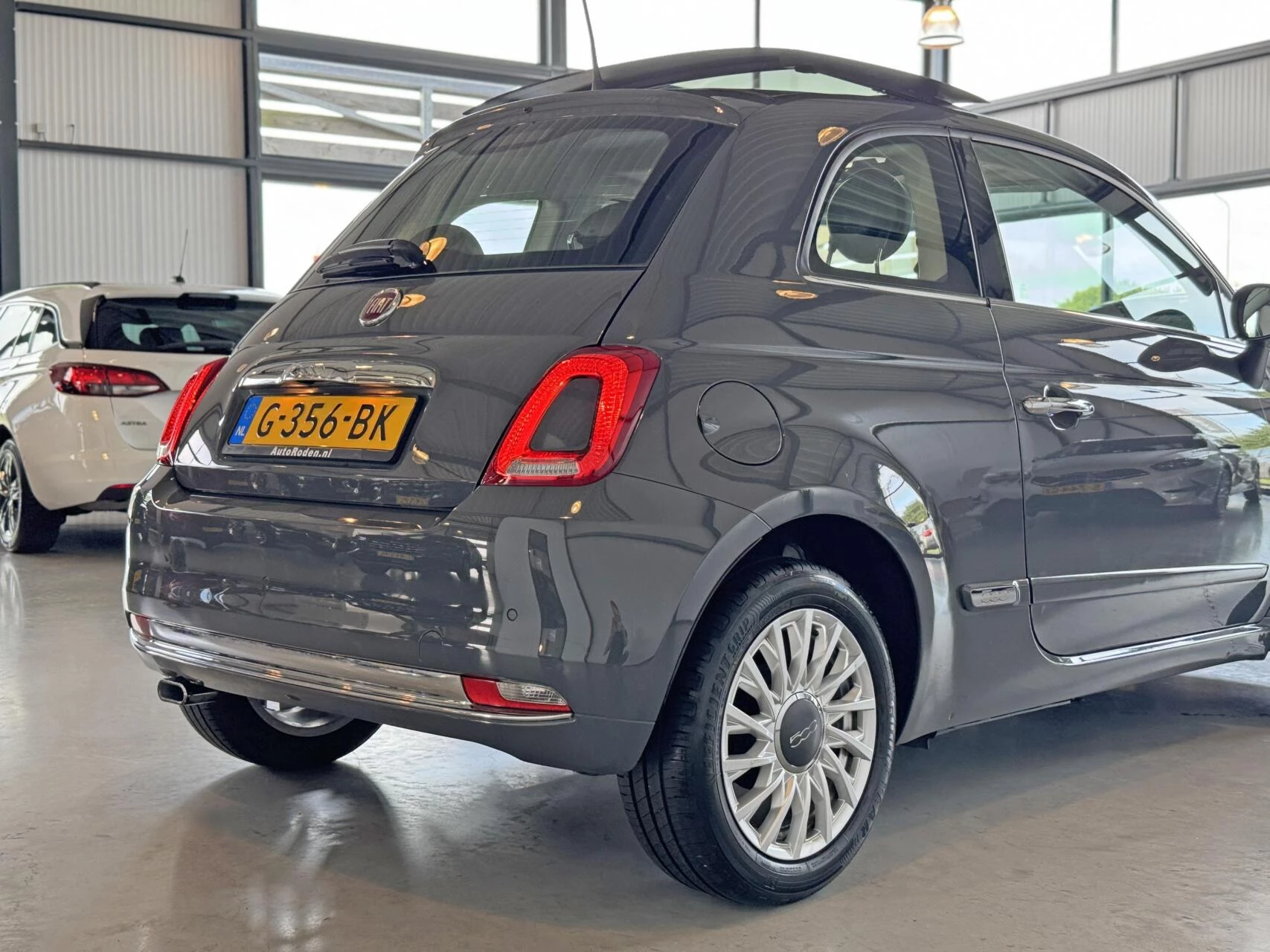 Hoofdafbeelding Fiat 500