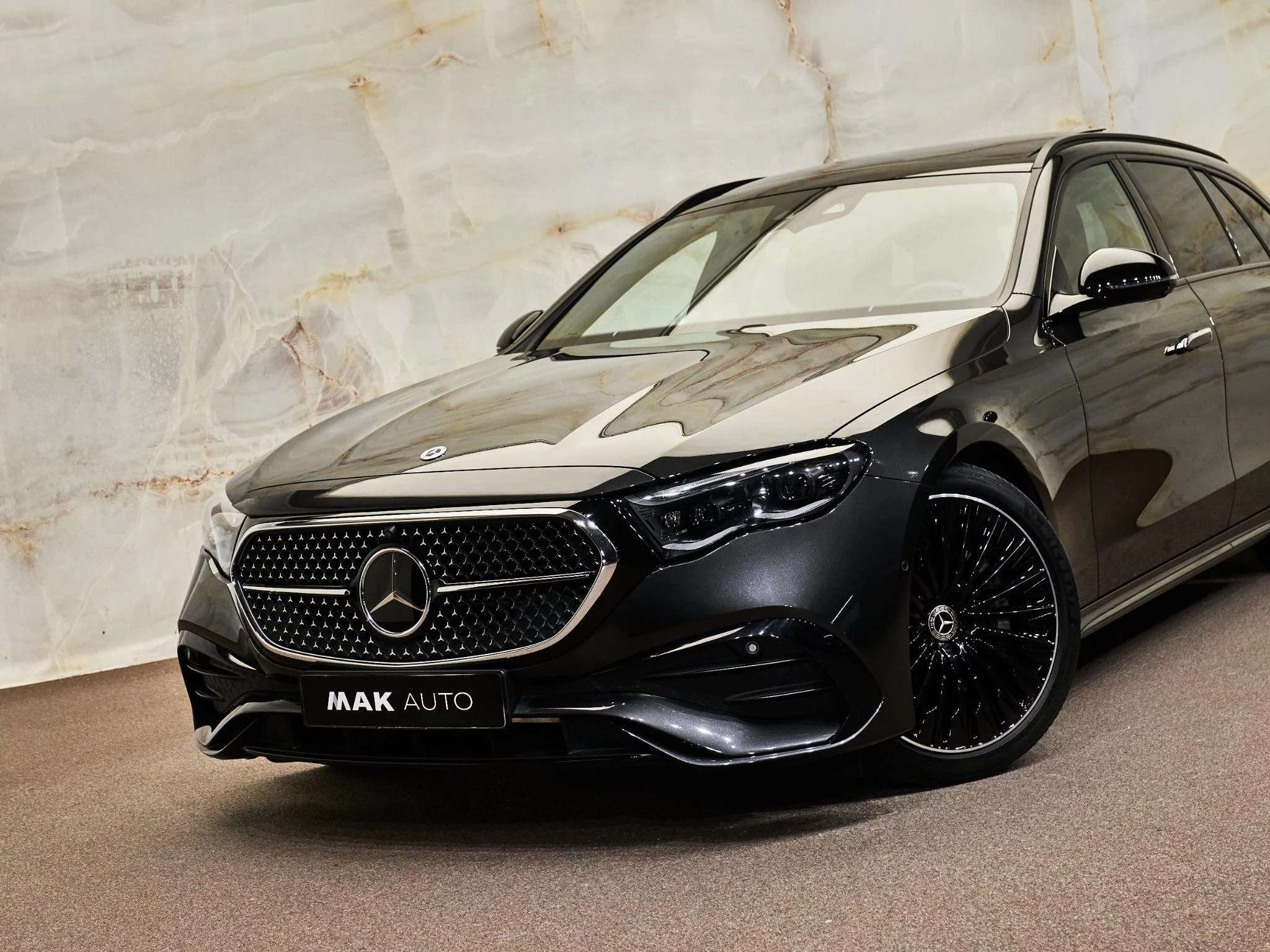 Hoofdafbeelding Mercedes-Benz E-Klasse