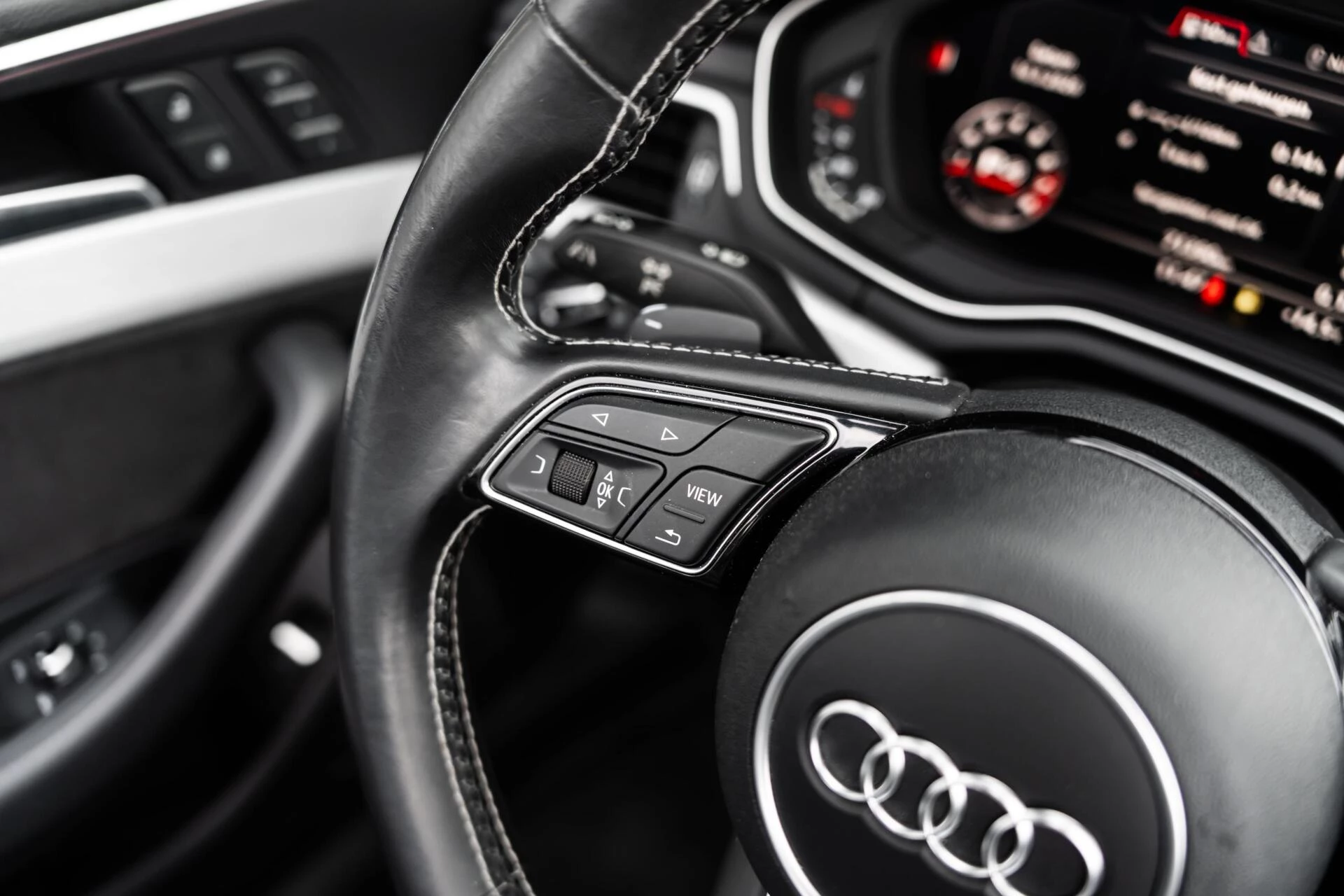 Hoofdafbeelding Audi S5