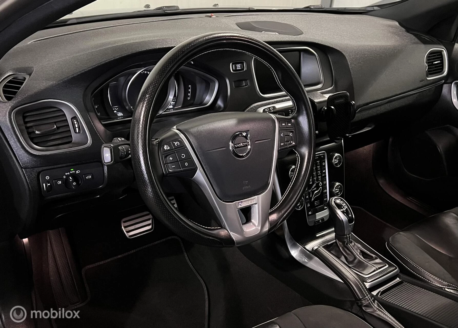 Hoofdafbeelding Volvo V40