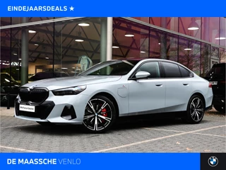 BMW 5 Serie 550e xDrive High Executive M Sport Automaat / Panoramadak / Adaptief onderstel professional / Adaptieve LED / Parking Assistant Plus / Harman-Kardon / Stoelverwarming