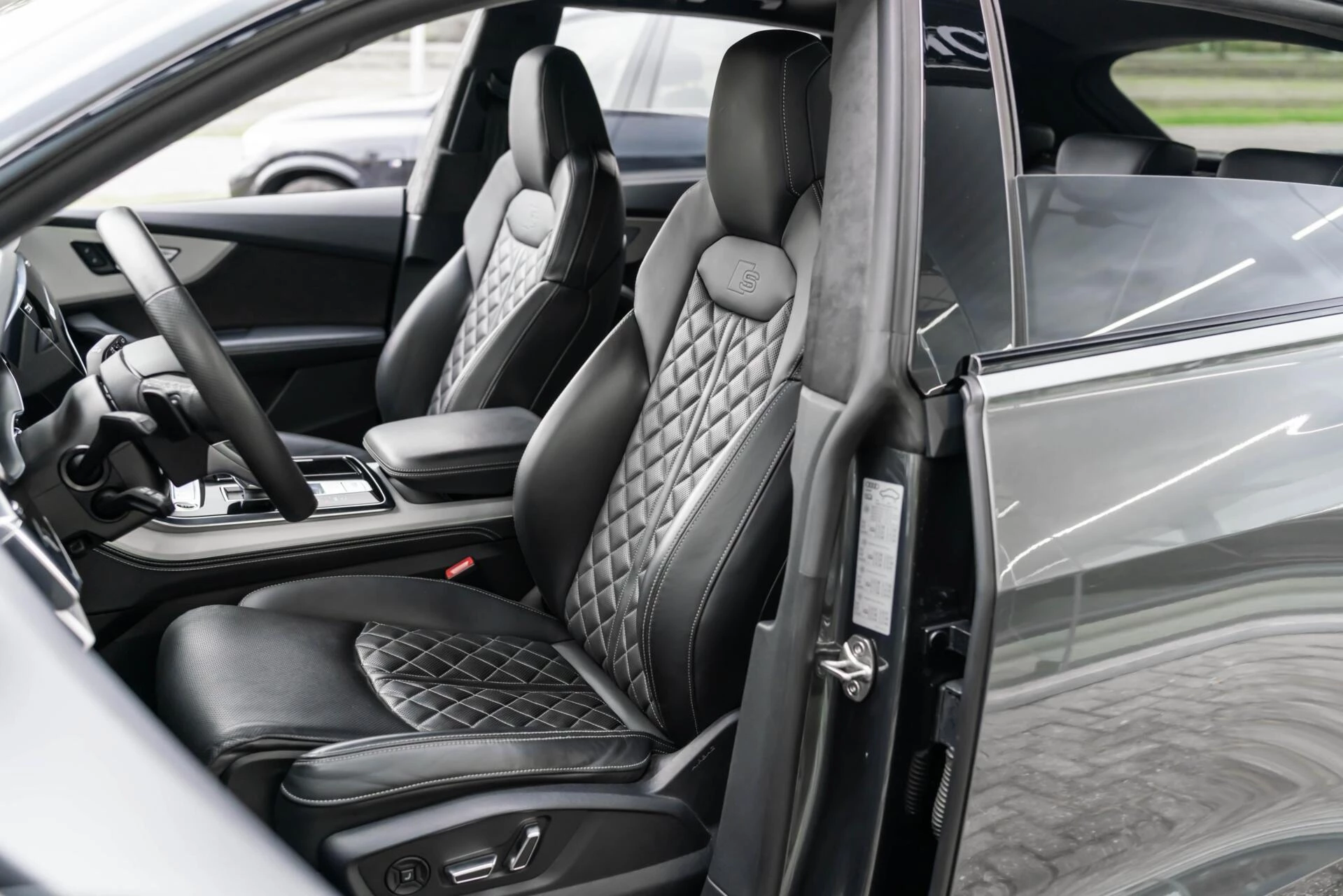 Hoofdafbeelding Audi Q8