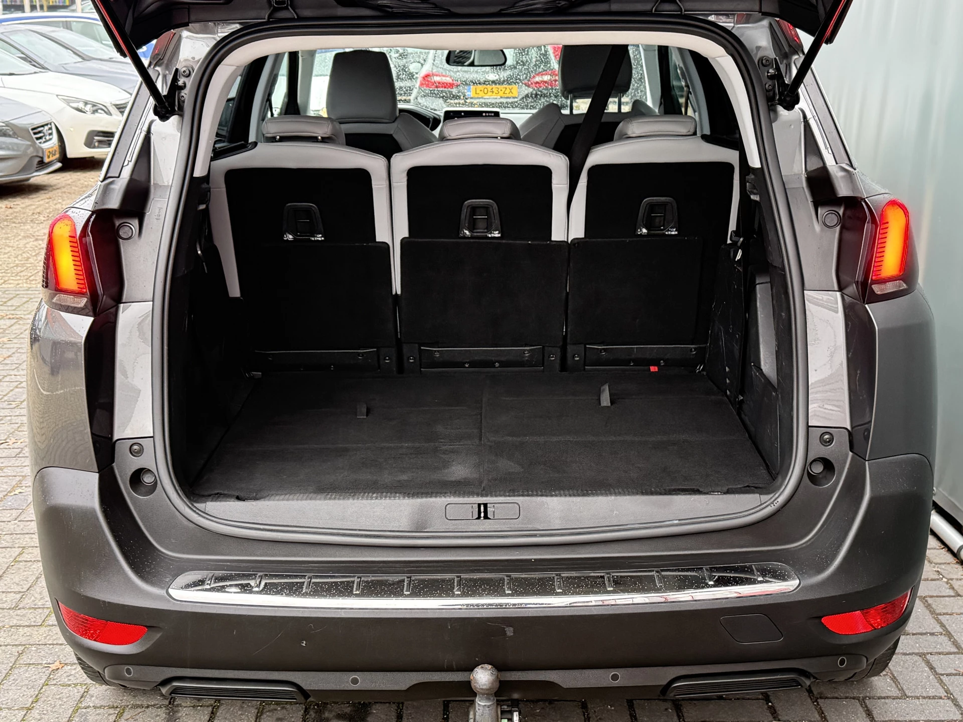 Hoofdafbeelding Peugeot 5008