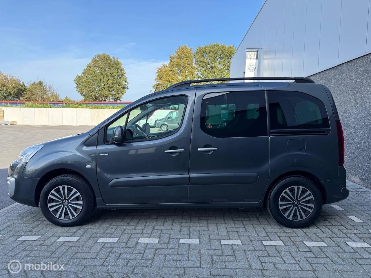 Hoofdafbeelding Peugeot Partner