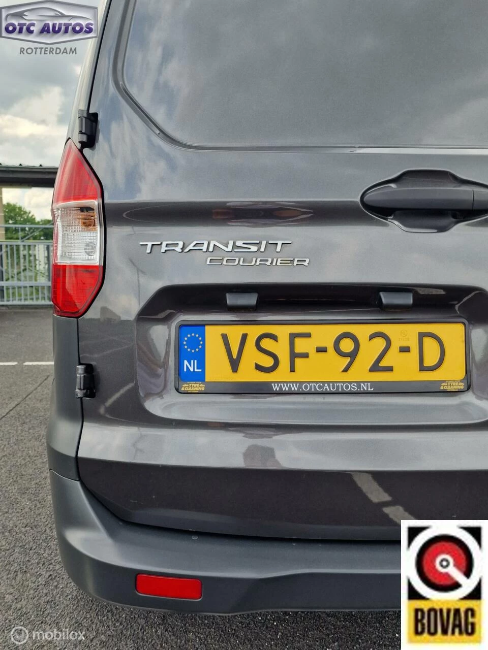 Hoofdafbeelding Ford Transit Courier