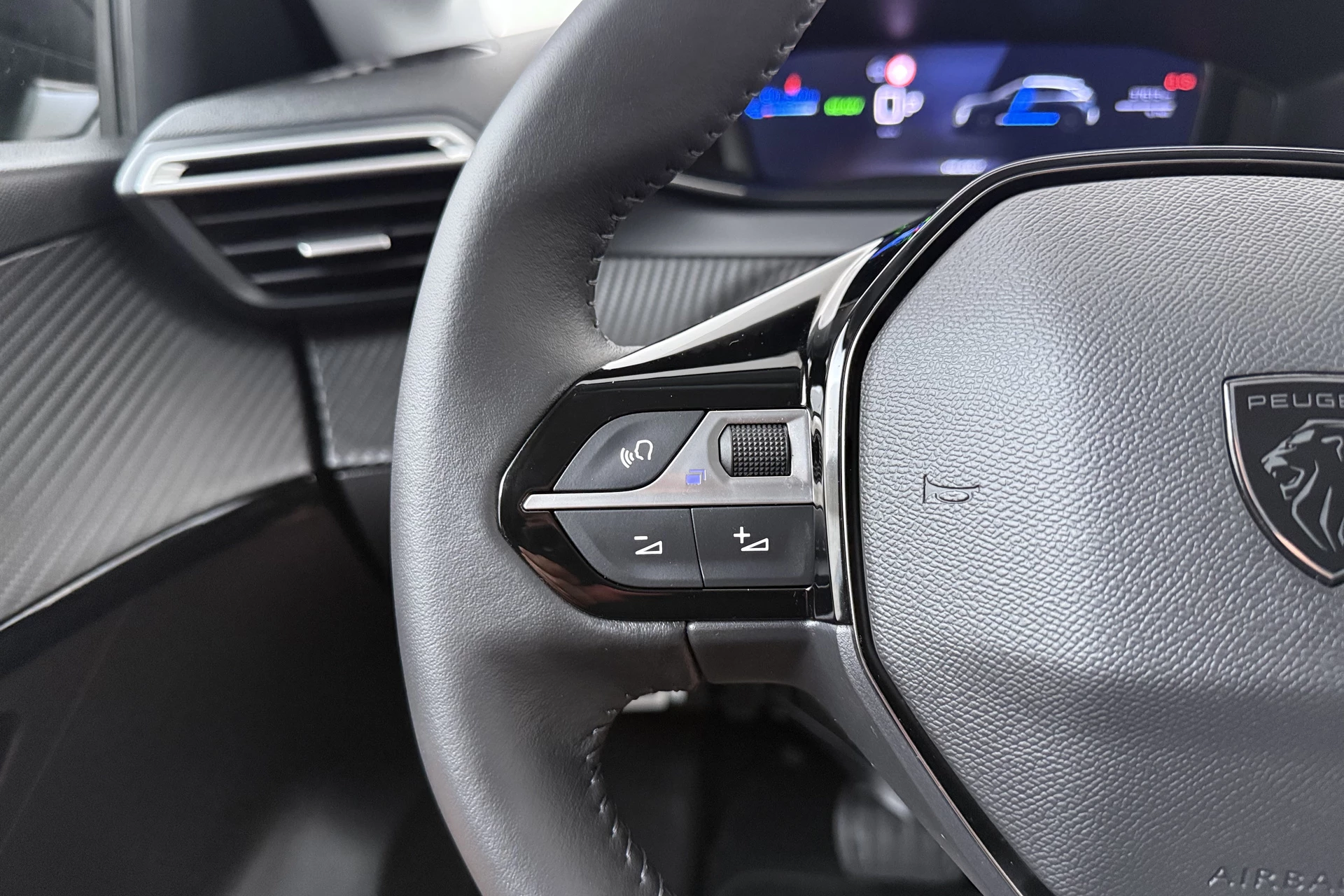 Hoofdafbeelding Peugeot e-208