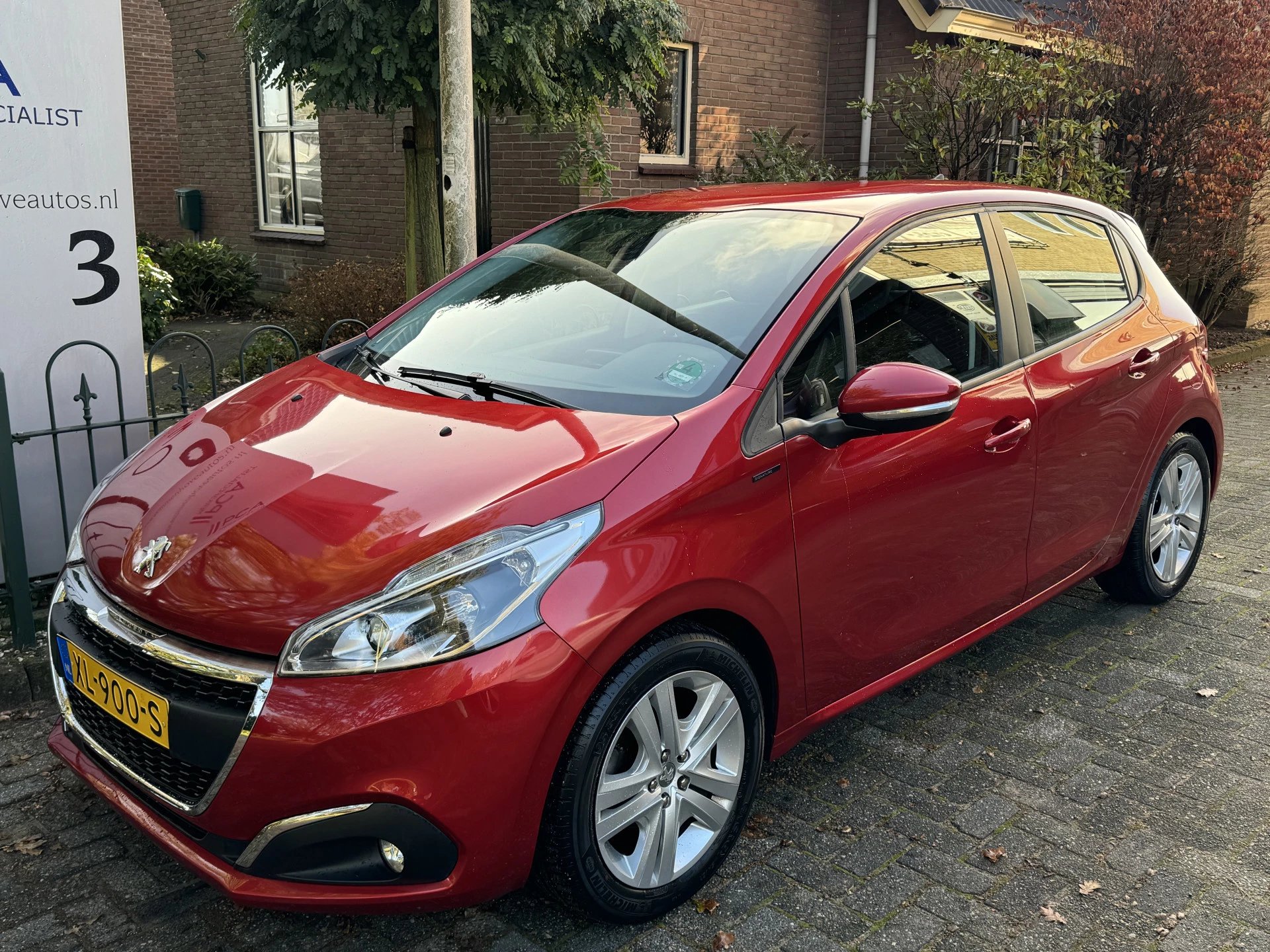 Hoofdafbeelding Peugeot 208