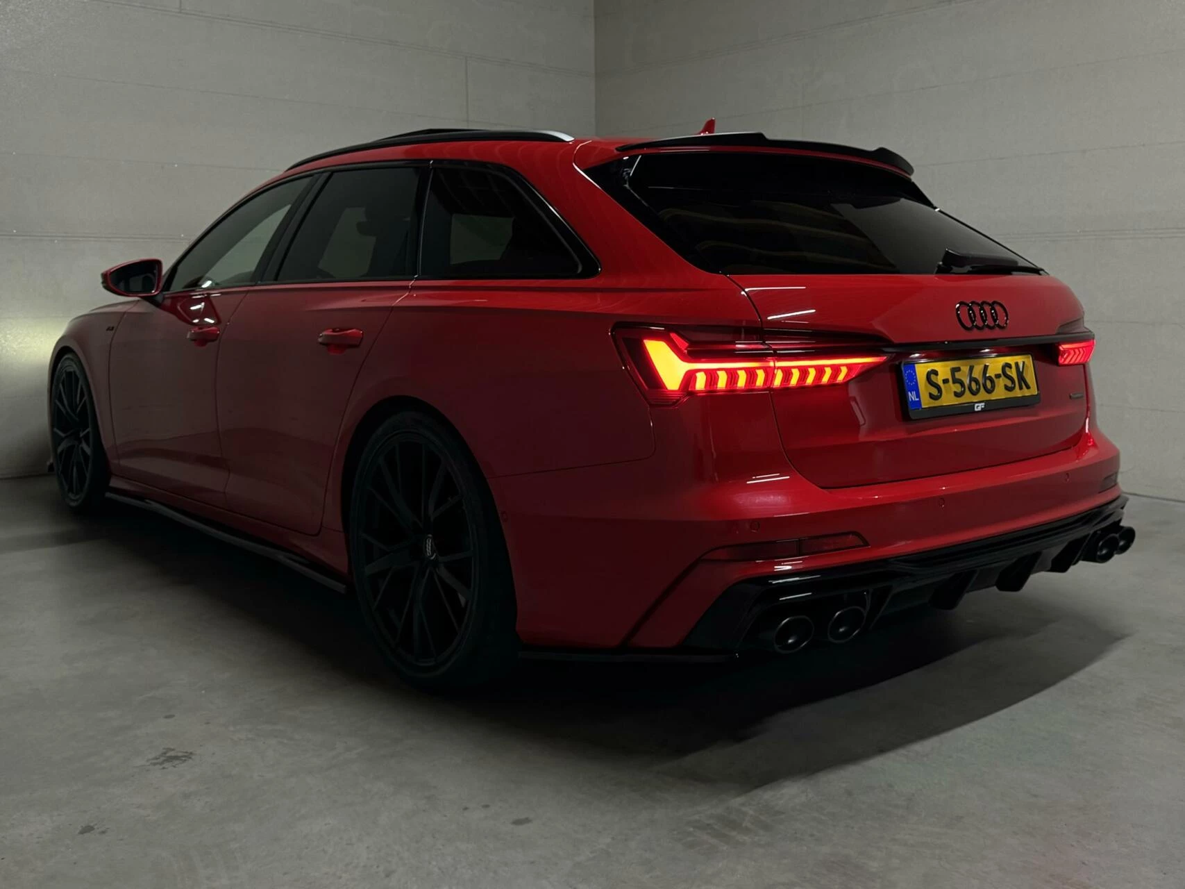 Hoofdafbeelding Audi A6