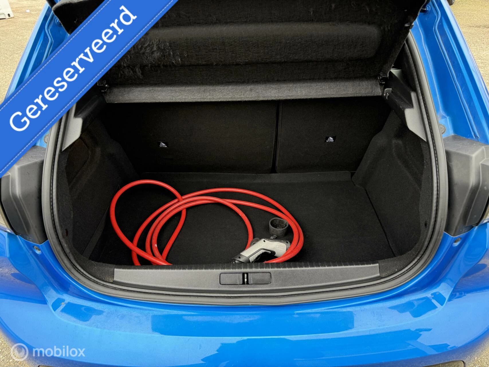 Hoofdafbeelding Peugeot e-208