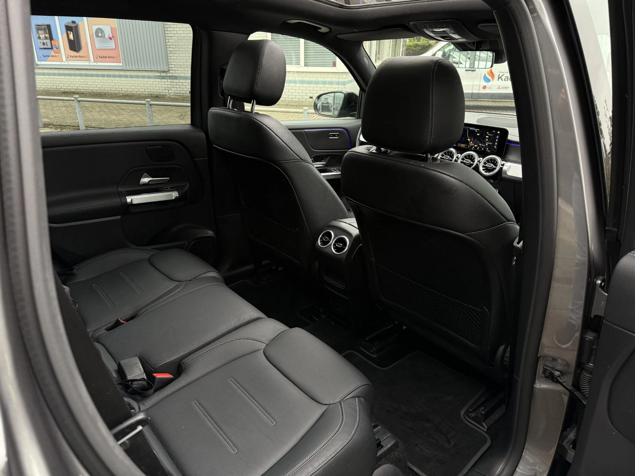 Hoofdafbeelding Mercedes-Benz EQB