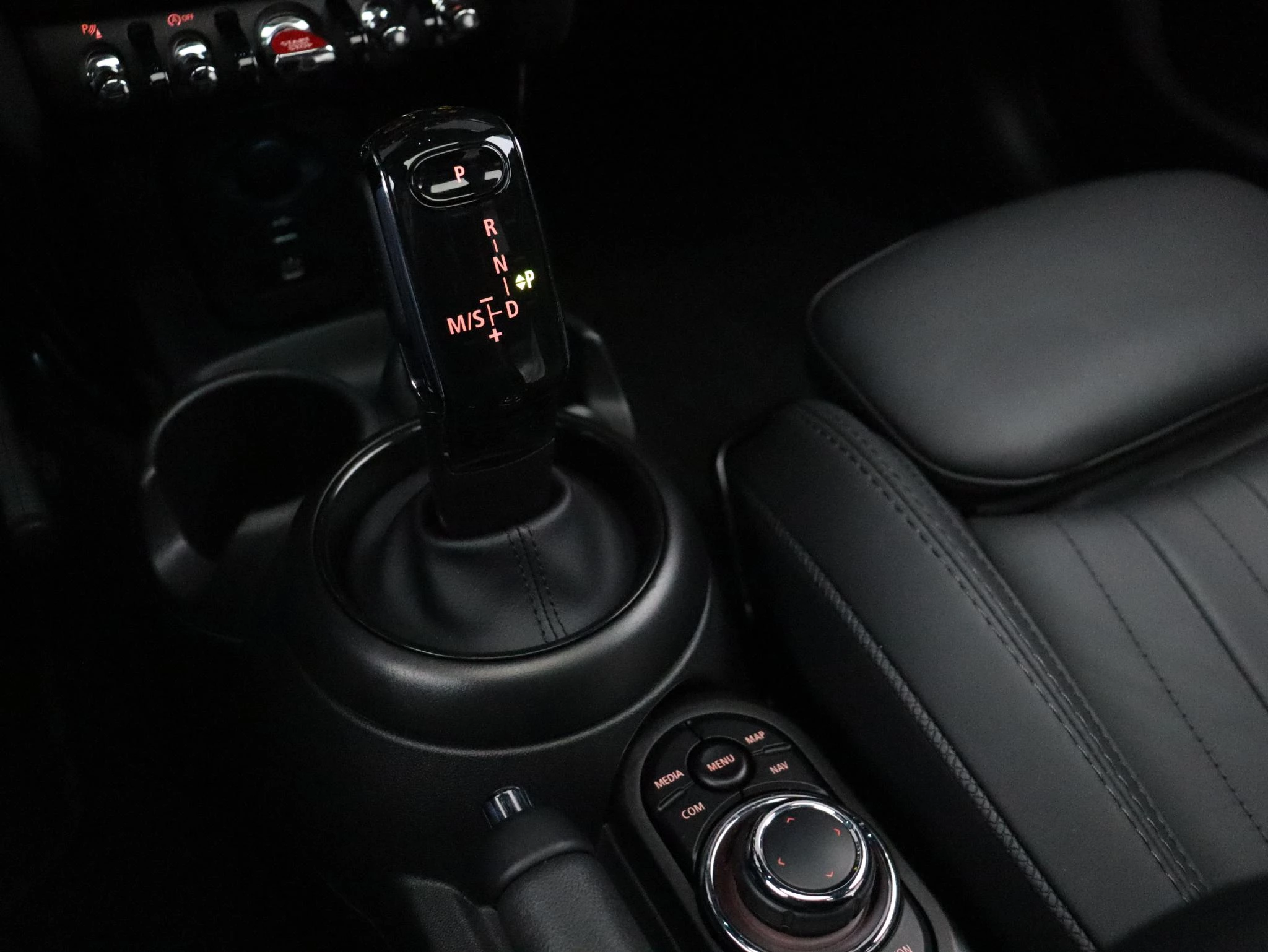 Hoofdafbeelding MINI 5-deurs