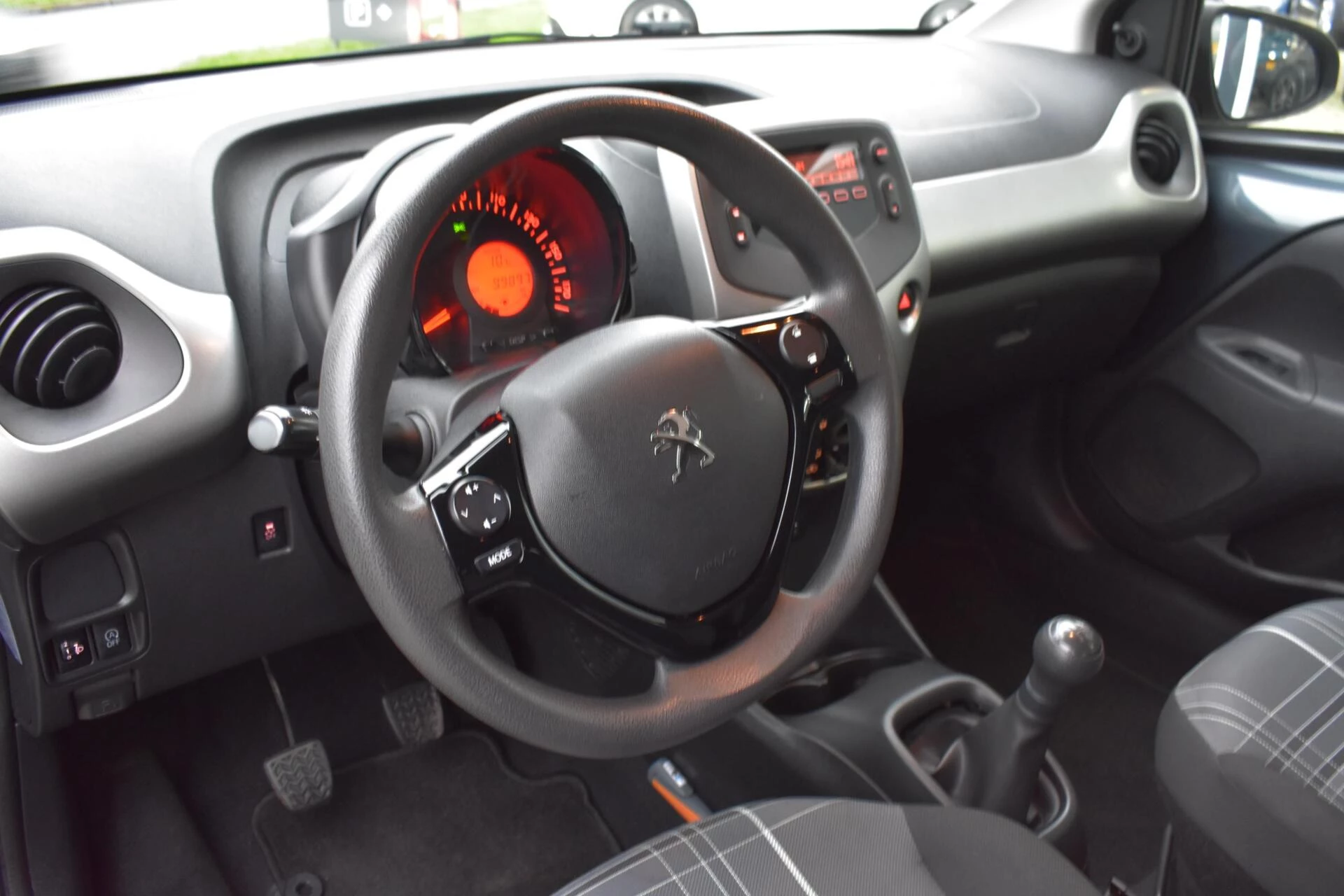 Hoofdafbeelding Peugeot 108