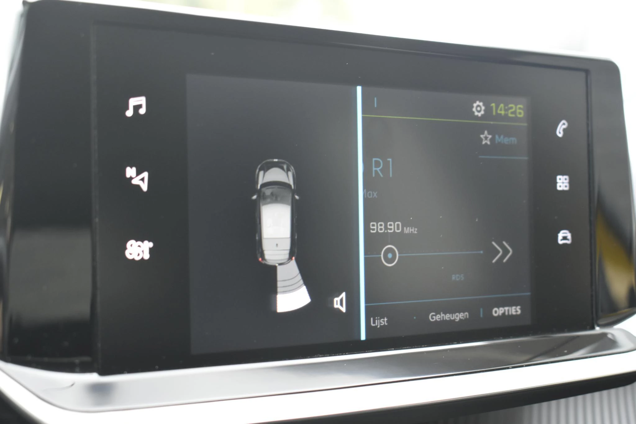 Hoofdafbeelding Peugeot e-208