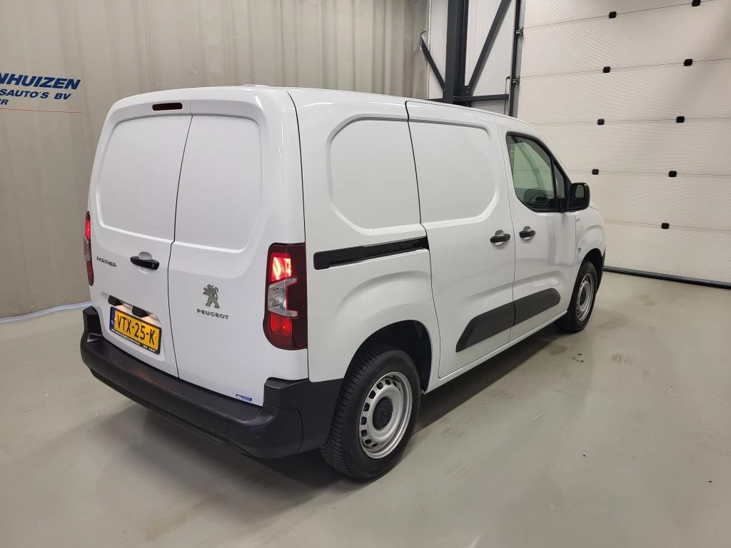 Hoofdafbeelding Peugeot Partner