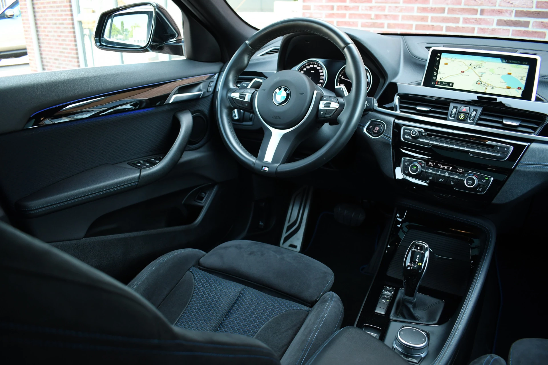 Hoofdafbeelding BMW X2