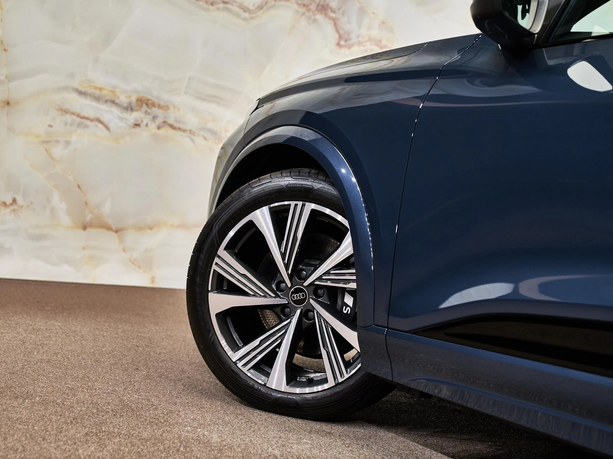 Hoofdafbeelding Audi SQ6 e-tron