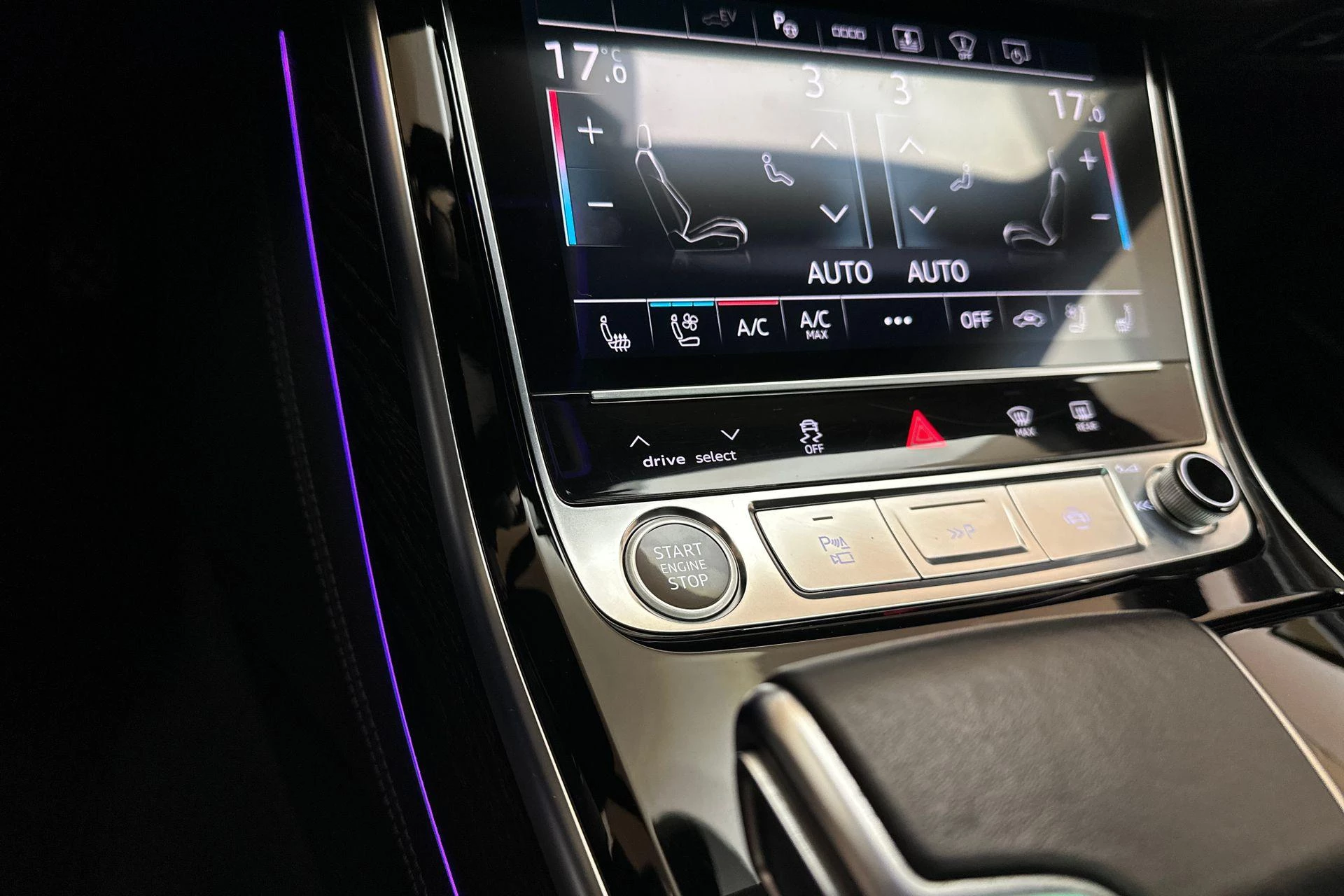 Hoofdafbeelding Audi A8