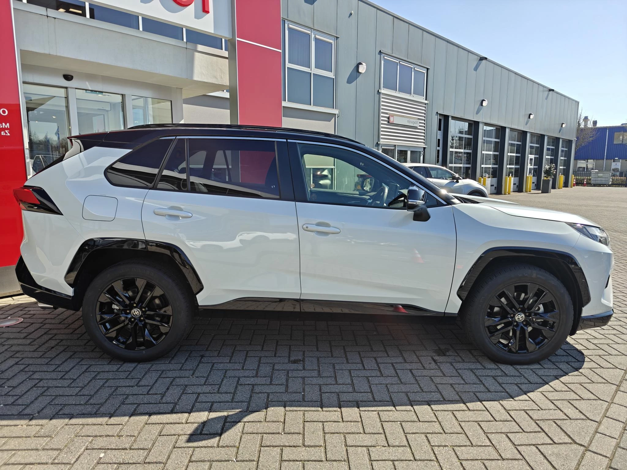 Hoofdafbeelding Toyota RAV4