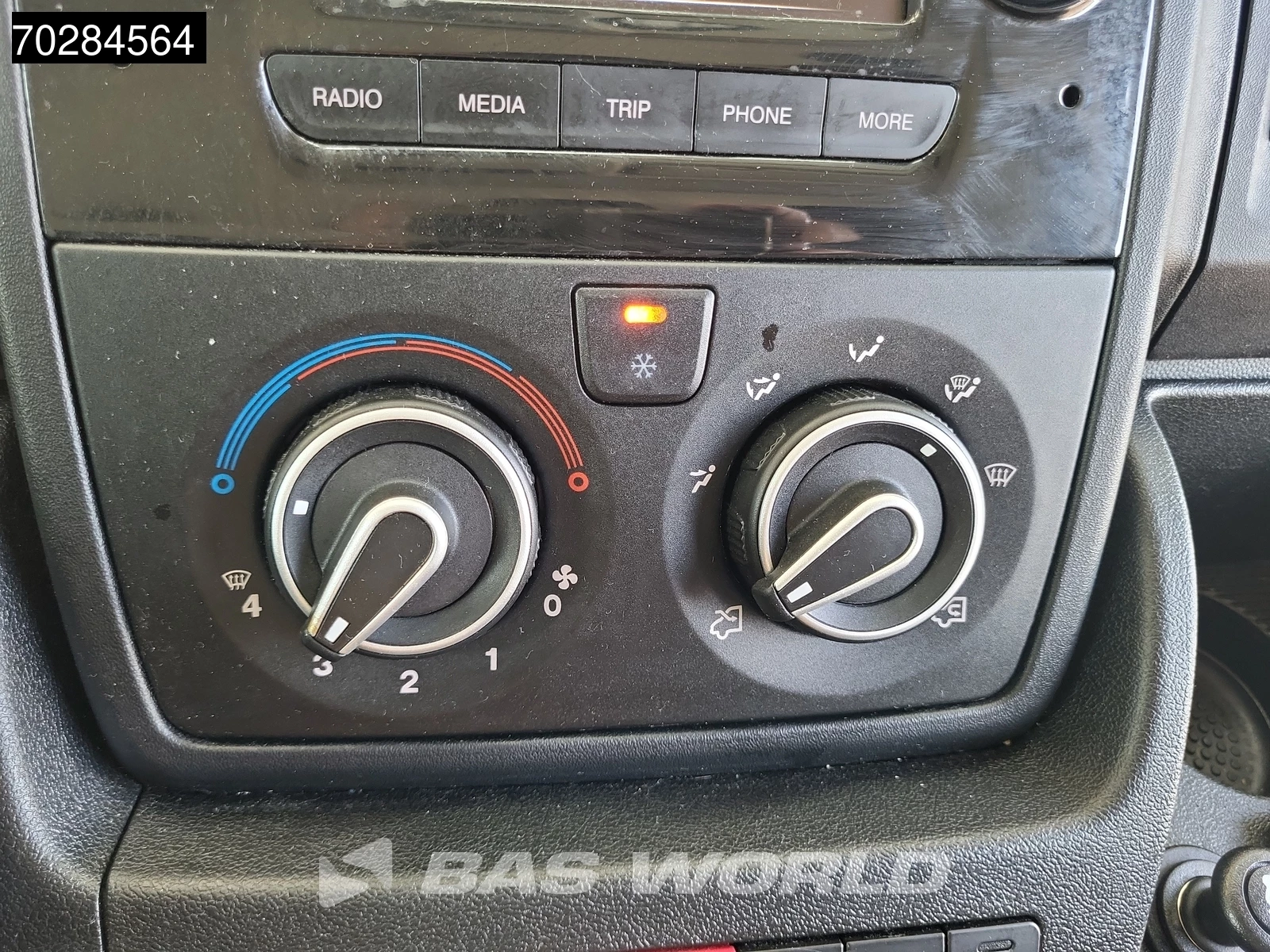 Hoofdafbeelding Opel Movano