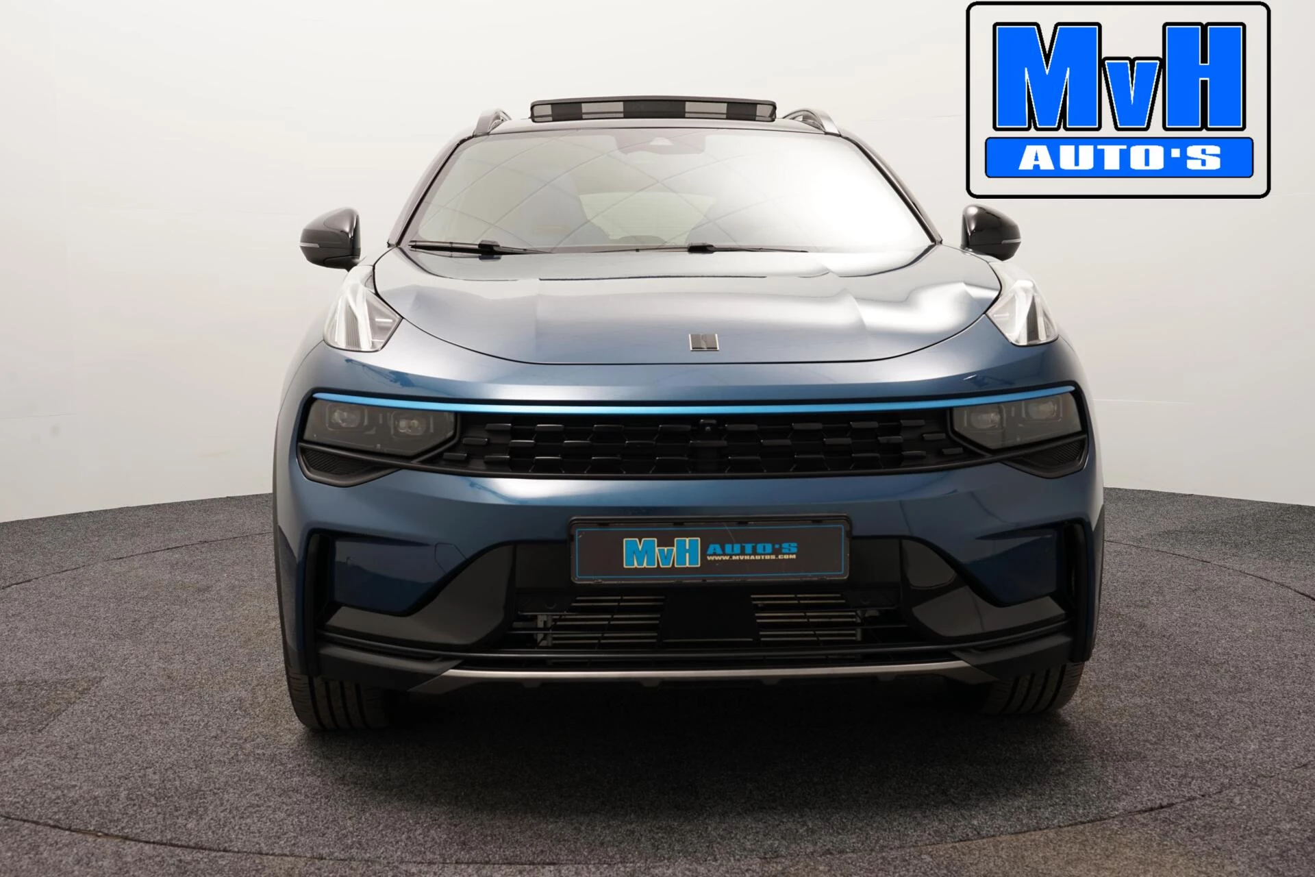 Hoofdafbeelding Lynk & Co 01