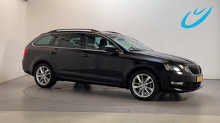 Skoda Octavia Combi 1.5 TSI 150pk DSG Greentech Business Edition Leder-Stof Stoelverwarming Navigatie App-Connect